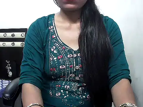 Snapshot of Lalita_thakur chatting on 10.04.25 Lalita thakur online show from 10.04.25