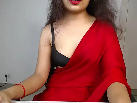 Snapshot of heavan_girl chatting on 09.19.25 heavan girl online show from 09.19.25