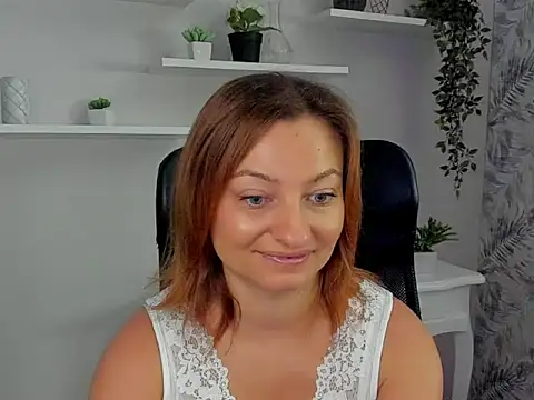 angelaSamt online show from 09.27.25