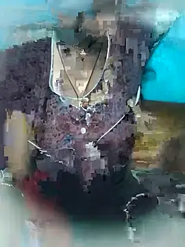 posewith online show from 10.02.25