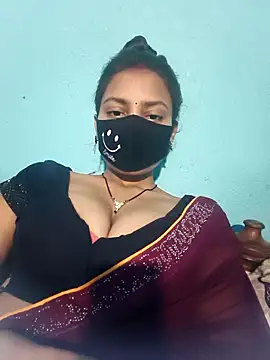 Snapshot of posewith chatting on 02.16.26 posewith online show from 02.16.26