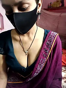 Snapshot of posewith chatting on 02.24.26 posewith online show from 02.24.26