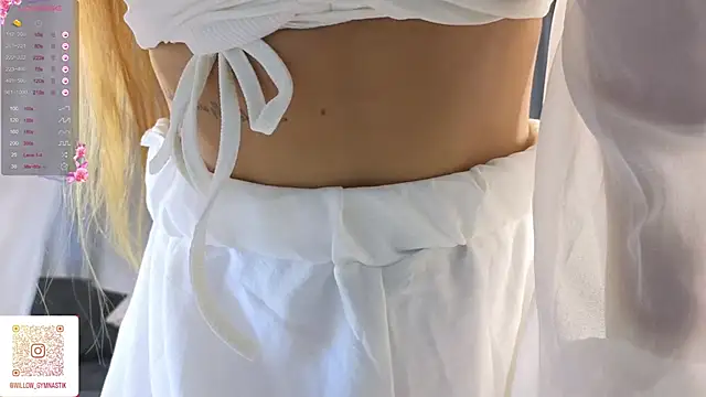 Snapshot of NaughtySeraphine chatting on 10.13.25 NaughtySeraphine online show from 10.13.25