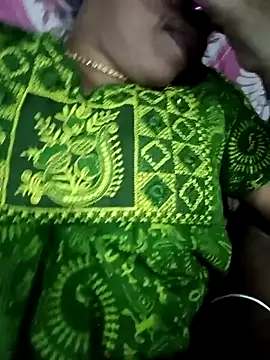 Snapshot of Lavanyaatelugu chatting on 09.21.25 Lavanyaatelugu online show from 09.21.25