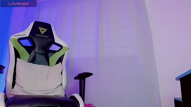 yankees  online show from 10.17.25