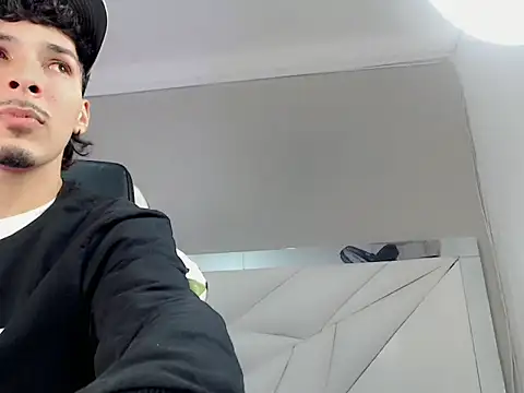 yankees  online show from 11.15.25