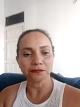 Snapshot of Amanda39 chatting on 04.28.26 Amanda39 online show from 04.28.26