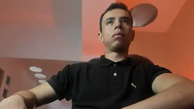 Muscle Scott online show from 02.10.26