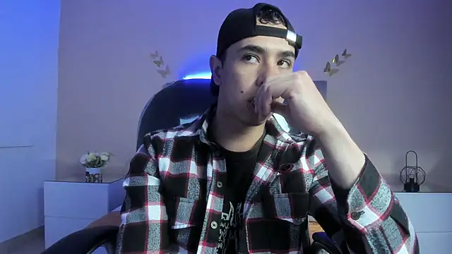 Muscle Scott online show from 02.16.26