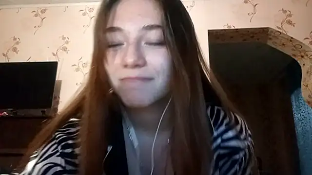 Sophiecuttie online show from 09.26.25