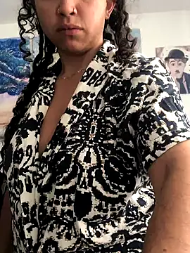 Paris 11 online show from 10.22.25