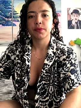 Paris 11 online show from 11.22.25