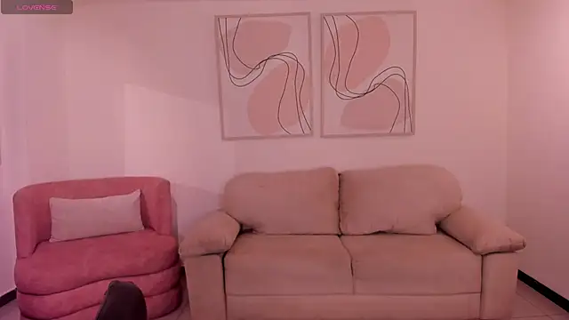 LucyWeiss  online show from 11.20.25