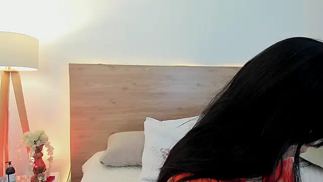 GinebraBrown online show from 11.25.25