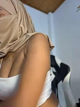 Snapshot of Yuli_arabic chatting on 05.23.26 Yuli arabic online show from 05.23.26