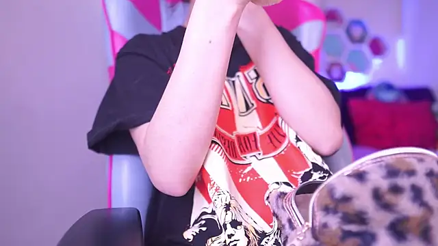 Rebecah 1 online show from 04.11.26