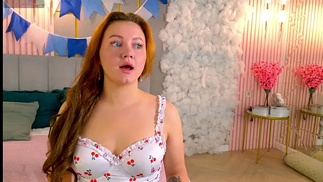 AnnySue  online show from 09.28.25