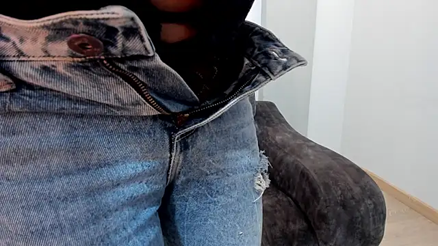 Parys Hot online show from 12.19.25