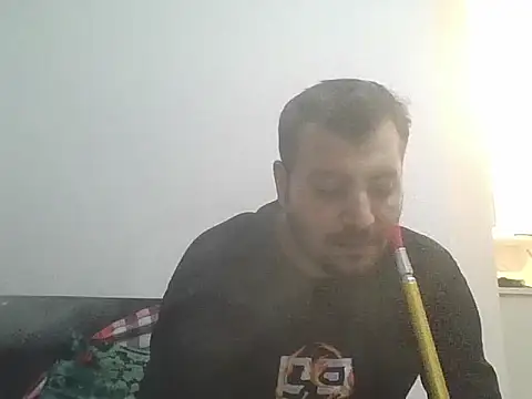 Snapshot of modelboy01 chatting on 04.12.26 modelboy01 online show from 04.12.26