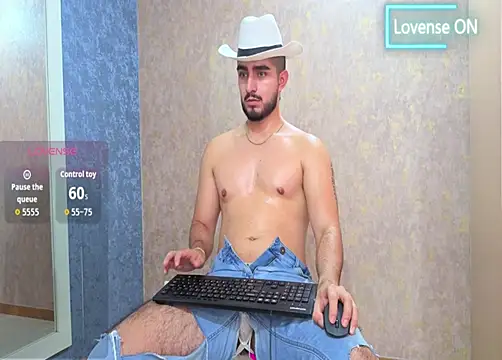 Snapshot of zayn_maximoff chatting on 12.16.25 zayn maximoff online show from 12.16.25