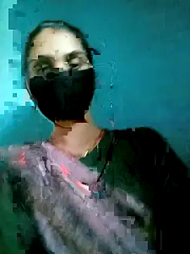 Snapshot of Nishaa_ji chatting on 09.11.25 Nishaa ji online show from 09.11.25