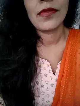 Snapshot of Deepa_Sharma143 chatting on 09.12.25 Deepa Sharma143 online show from 09.12.25