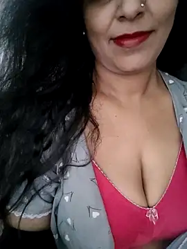 Snapshot of Deepa_Sharma143 chatting on 09.29.25 Deepa Sharma143 online show from 09.29.25
