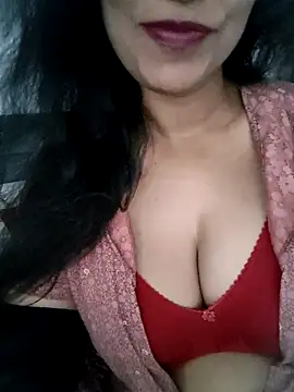 Deepa Sharma143 online show from 04.21.26