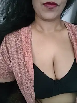 Snapshot of Deepa_Sharma143 chatting on 07.05.26 Deepa Sharma143 online show from 07.05.26