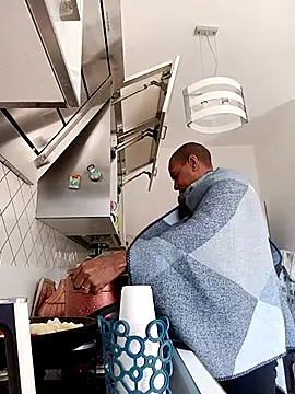 estrogeni online show from 03.30.26