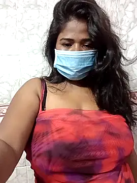 Snapshot of HAANNIAA chatting on 11.02.25 HAANNIAA online show from 11.02.25