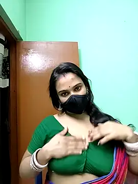 naughty nataasa online show from 10.15.25