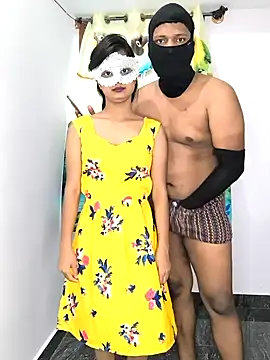 Family02 online show from 04.08.26