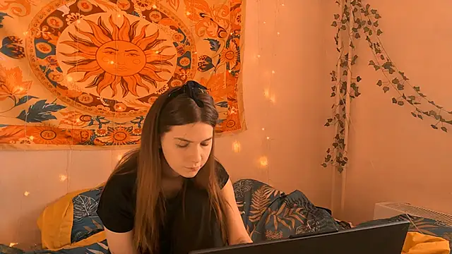 AliceCUNTach online show from 03.08.26