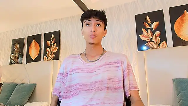 Lean Portman online show from 10.08.25