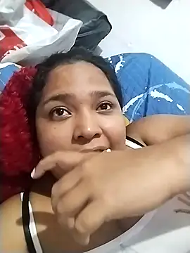 Angelly ricura online show from 11.22.25