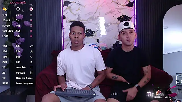 SpicyBoys X online show from 10.08.25