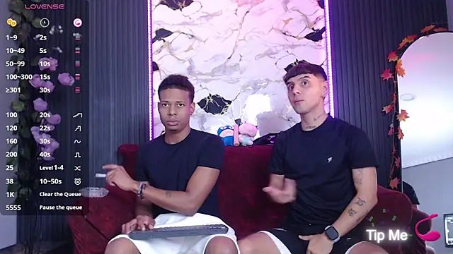 SpicyBoys X online show from 10.18.25