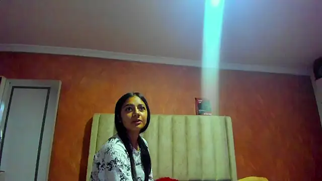 Snapshot of Naomi_205 chatting on 11.19.25 Naomi 205 online show from 11.19.25