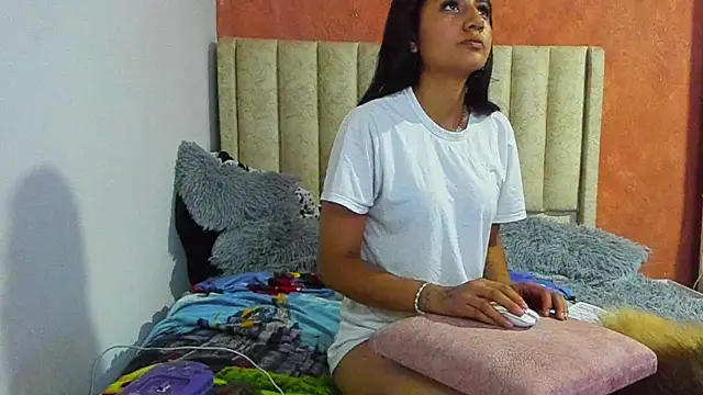 Snapshot of Naomi_205 chatting on 12.01.25 Naomi 205 online show from 12.01.25