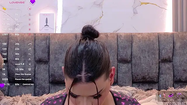 Ava Cristi online show from 12.21.25