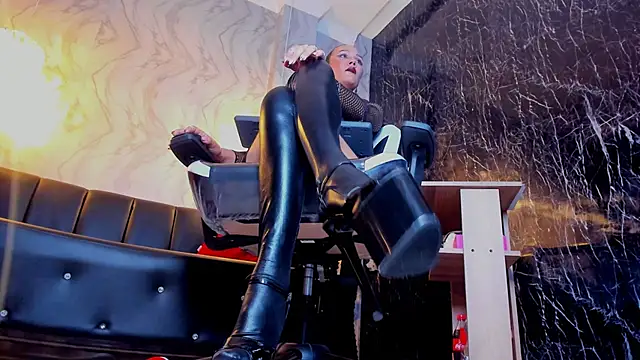 Nicollemillf online show from 09.25.25