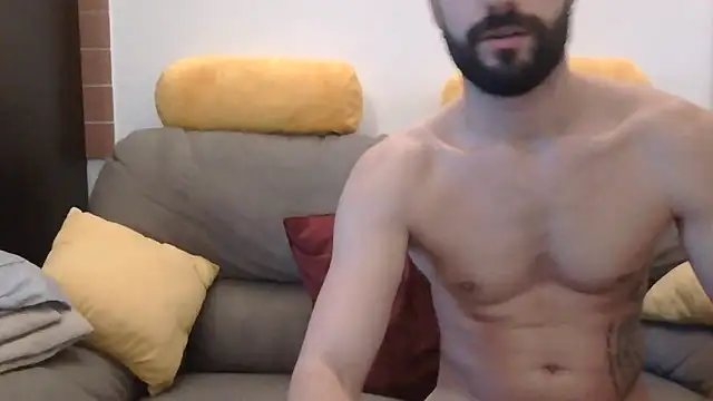 Amicisegreti online show from 11.20.25