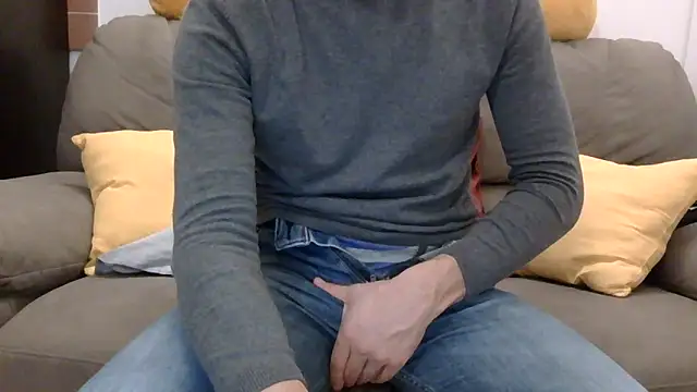 Amicisegreti online show from 11.30.25