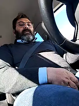 Snapshot of Necroforo chatting on 02.18.26 Necroforo online show from 02.18.26