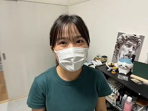 Snapshot of hikiwarinatto_xoxo chatting on 09.22.25 hikiwarinatto xoxo online show from 09.22.25