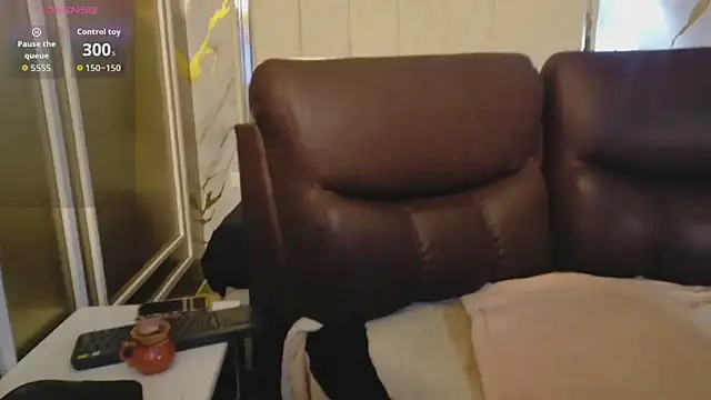 Olivia11  online show from 04.17.26