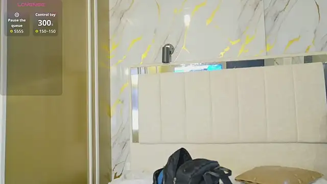 Olivia11  online show from 04.24.26