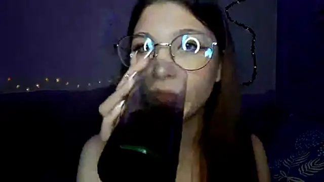 MiaamaLoveLyslt online show from 09.16.25