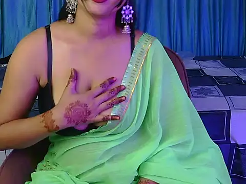 priya-kumari22 online show from 10.12.25